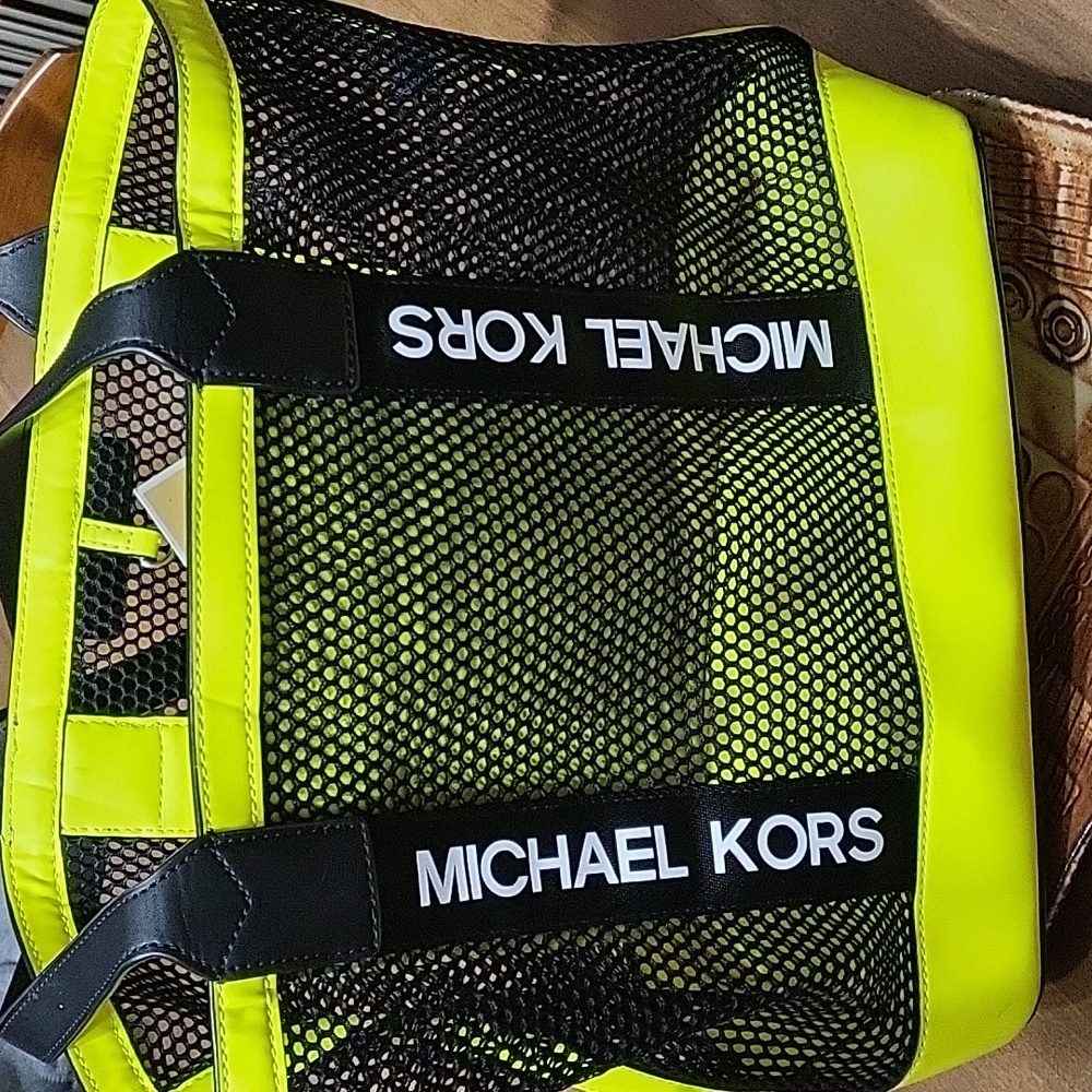 Michael Kors Danika Lg Tote Sport - Picture 2 of 11